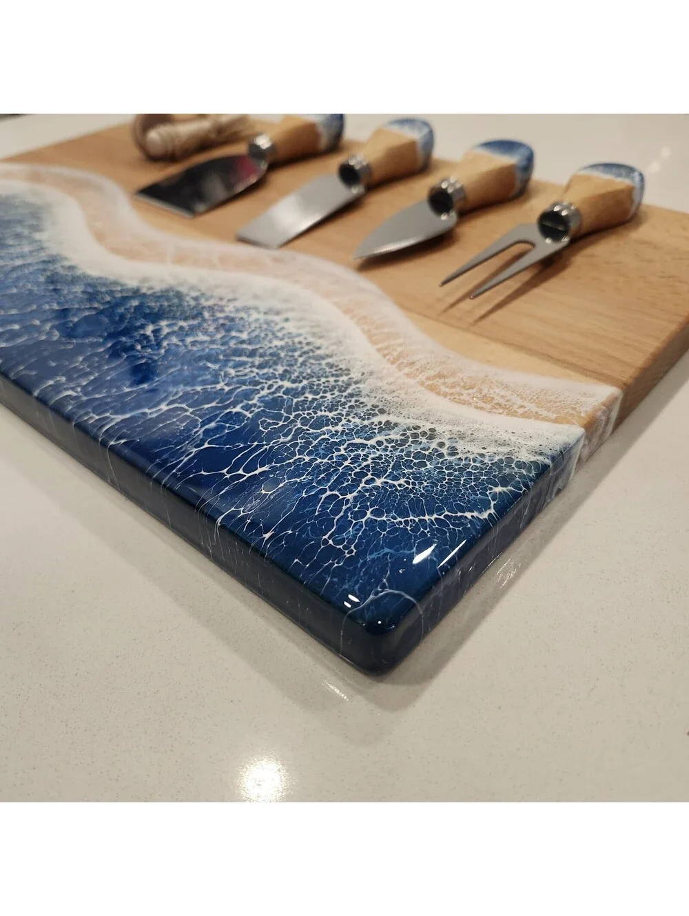 Menec Wood Ocean Resin Charcuterie Cheese Board w/Accessories New Knife Fork